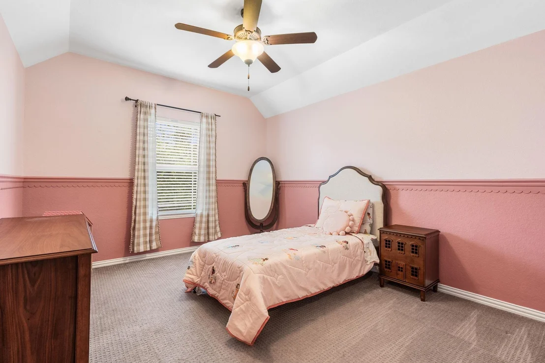 Photo of 10 Black Spruce Court