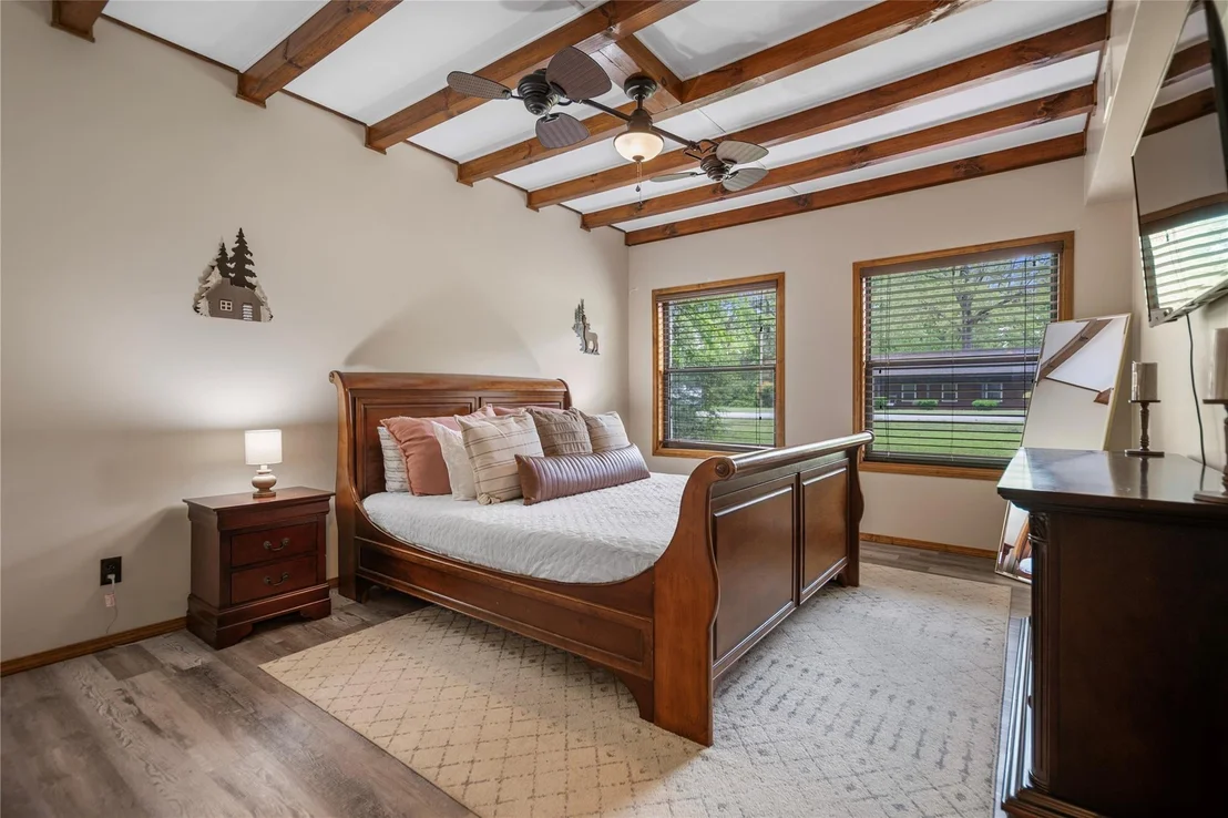 Photo of 358 Bridgeview Drive