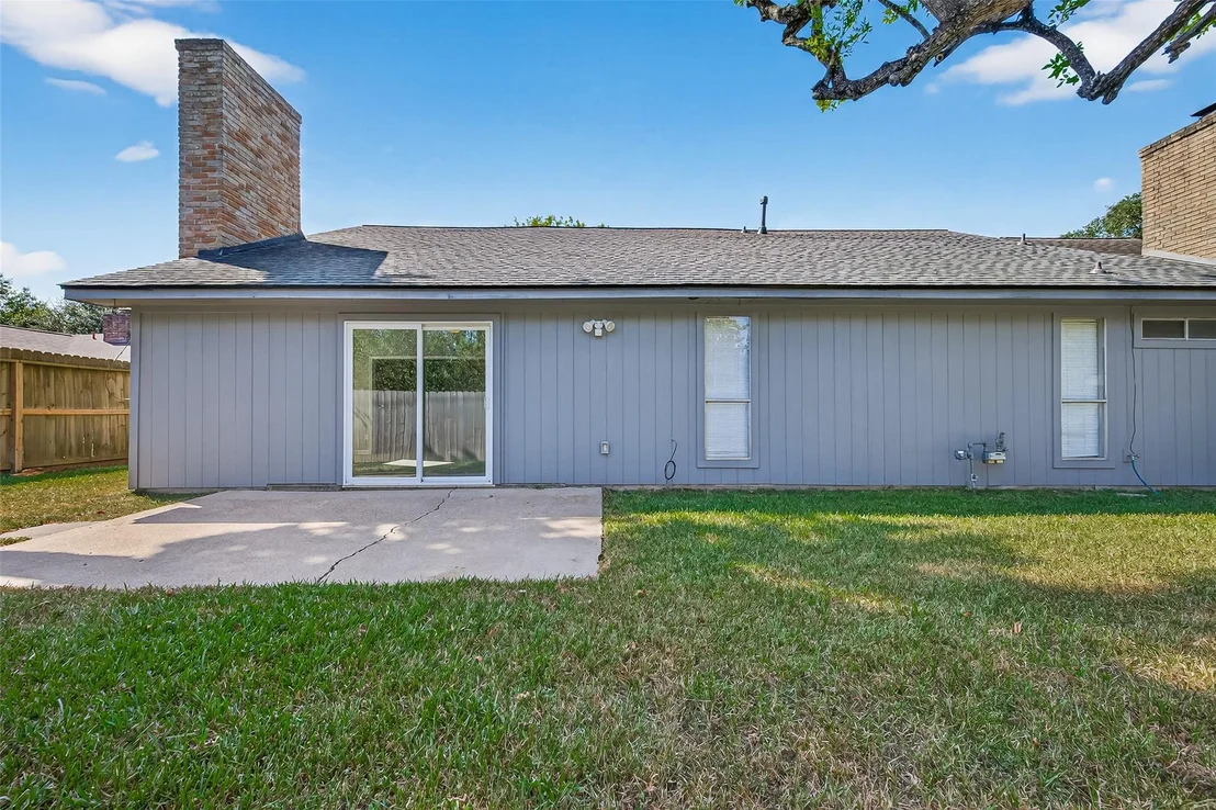 Photo of 5054 Pine Cliff Drive