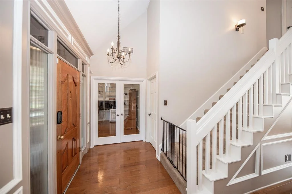 Photo of 17615 Woodlode Lane