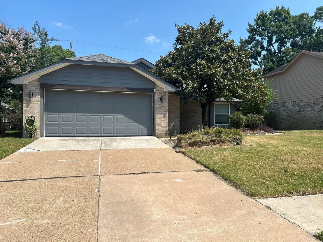 Photo of 1406 Rushworth Drive