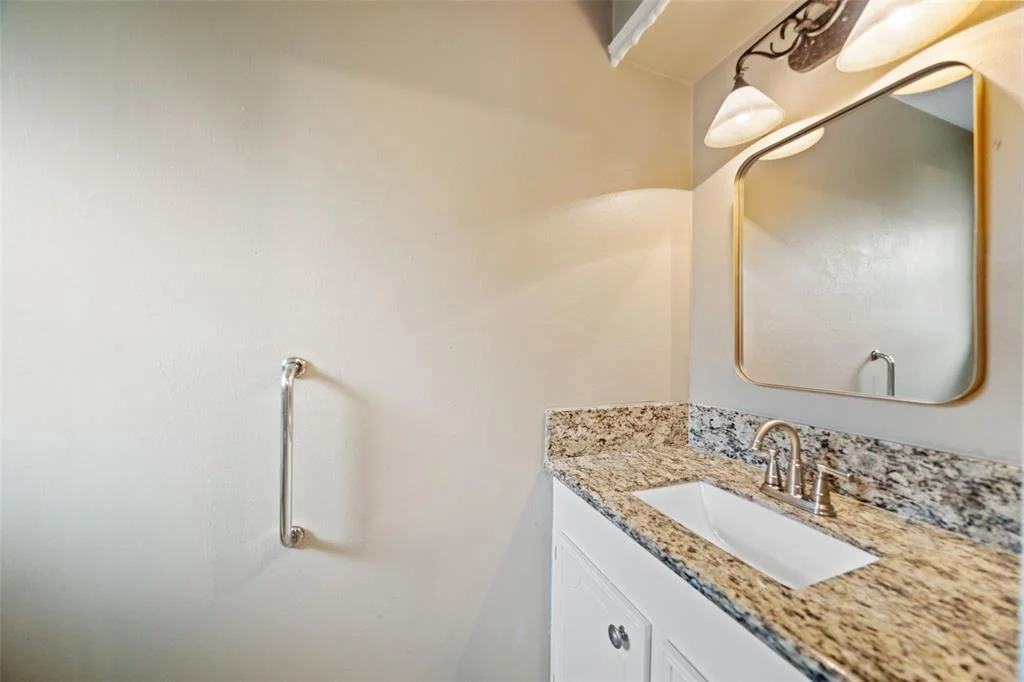 Photo of 19011 Oakway Drive