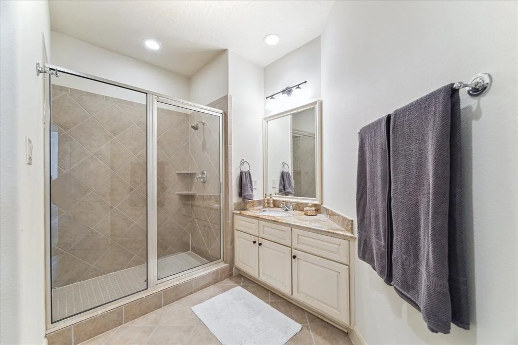 Photo of 11823 Legend Manor Drive