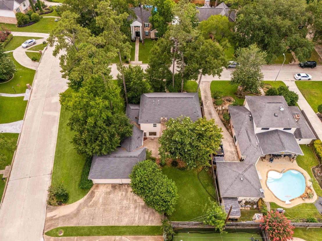 Photo of 6623 Ampton Drive