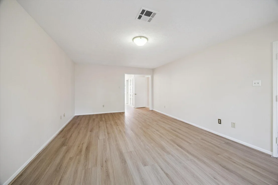 Photo of 2307 Willow Point Drive