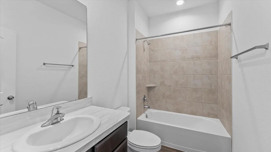 Photo of 2403 Heeney Park Lane