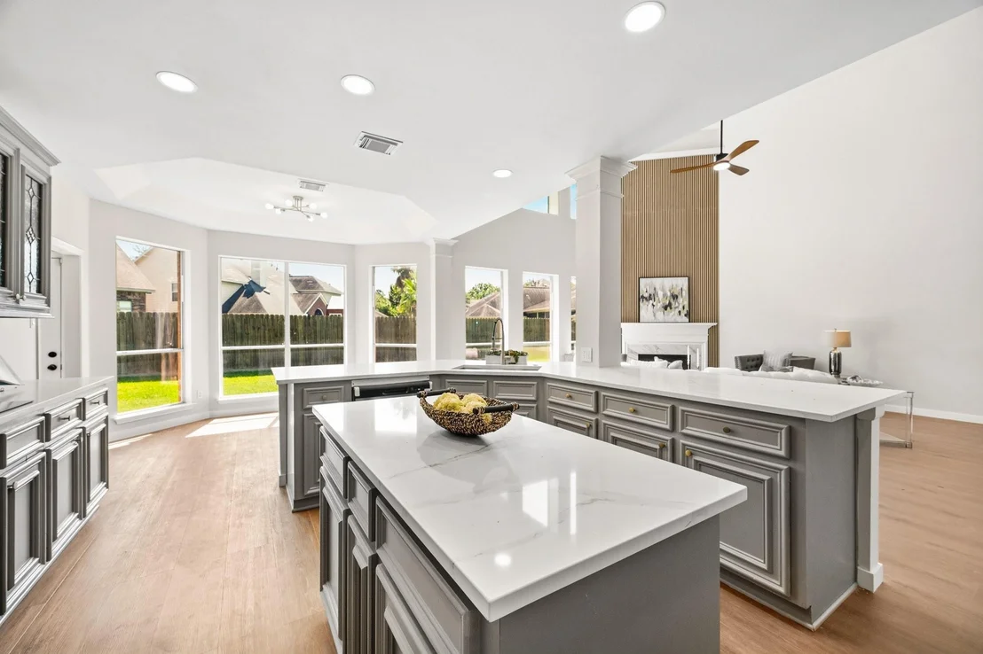 Photo of 16010 Ashvale Drive