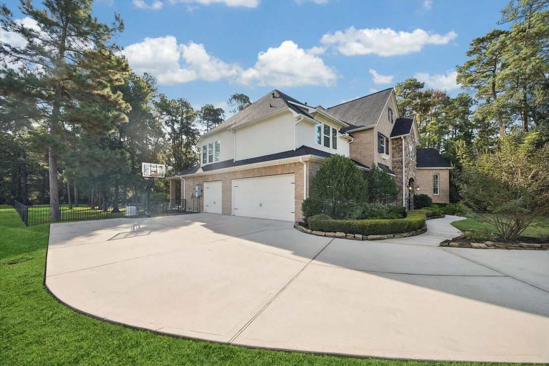 Photo of 27618 Siandra Creek Lane
