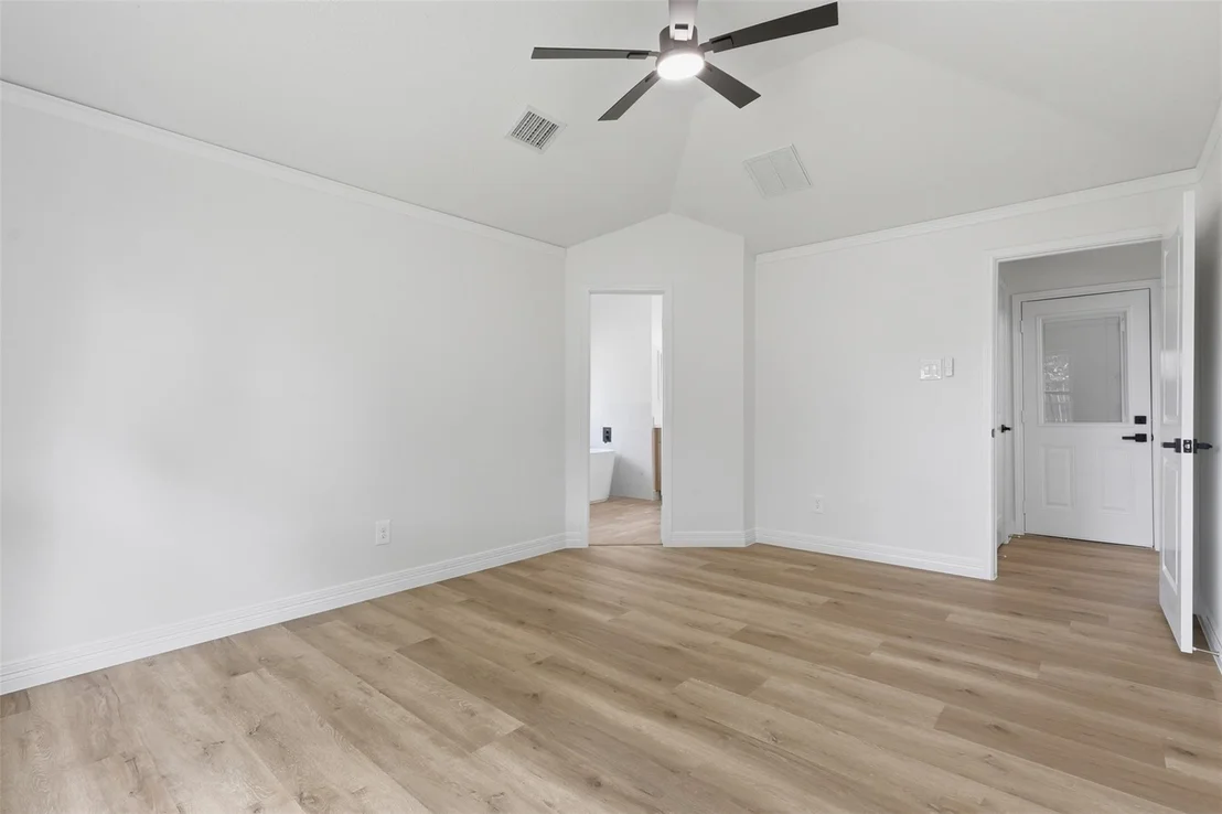 Photo of 4823 Meadowglen Drive