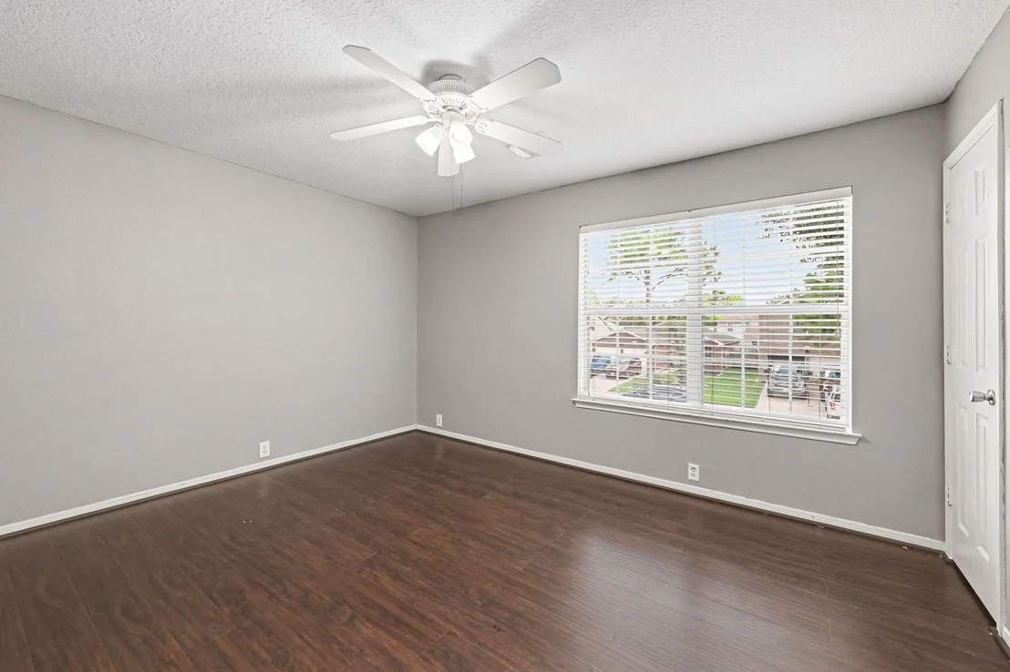 Photo of 16602 Grenada Falls Drive