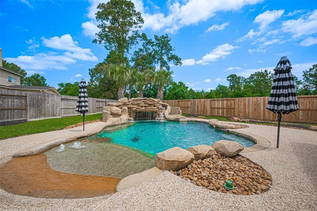 Photo of 6 Sagamore Ridge Place