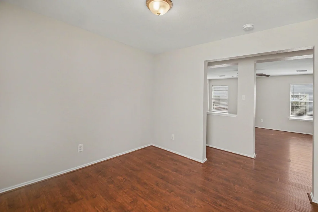 Photo of 4406 Twisting Pine Court