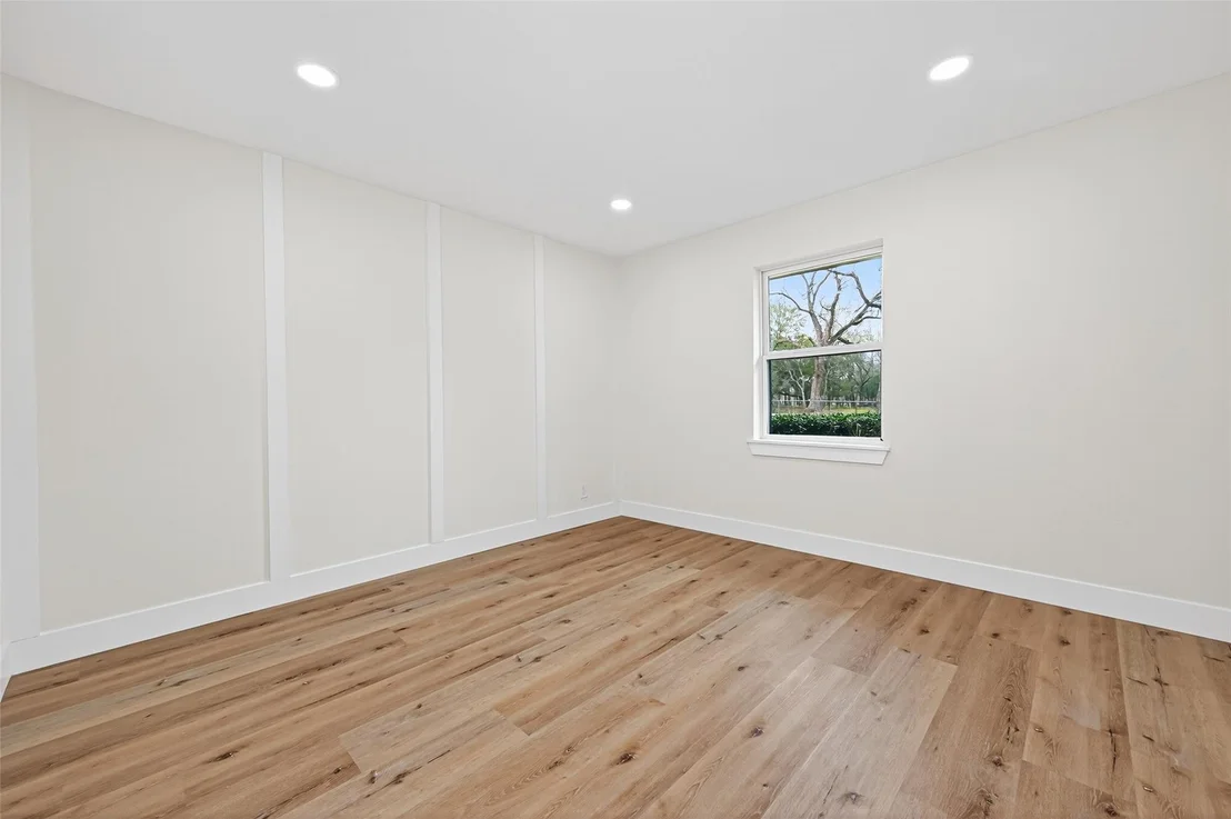 Photo of 4012 Theiss Road