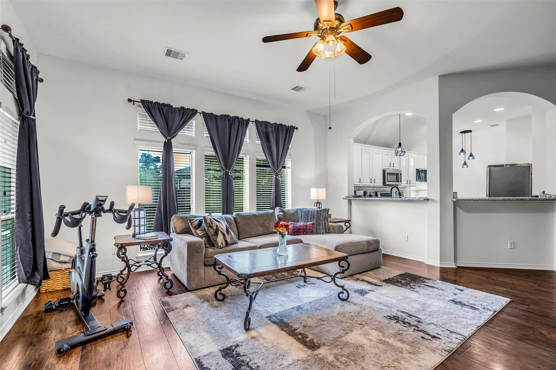 Photo of 31803 Forest Park Trail
