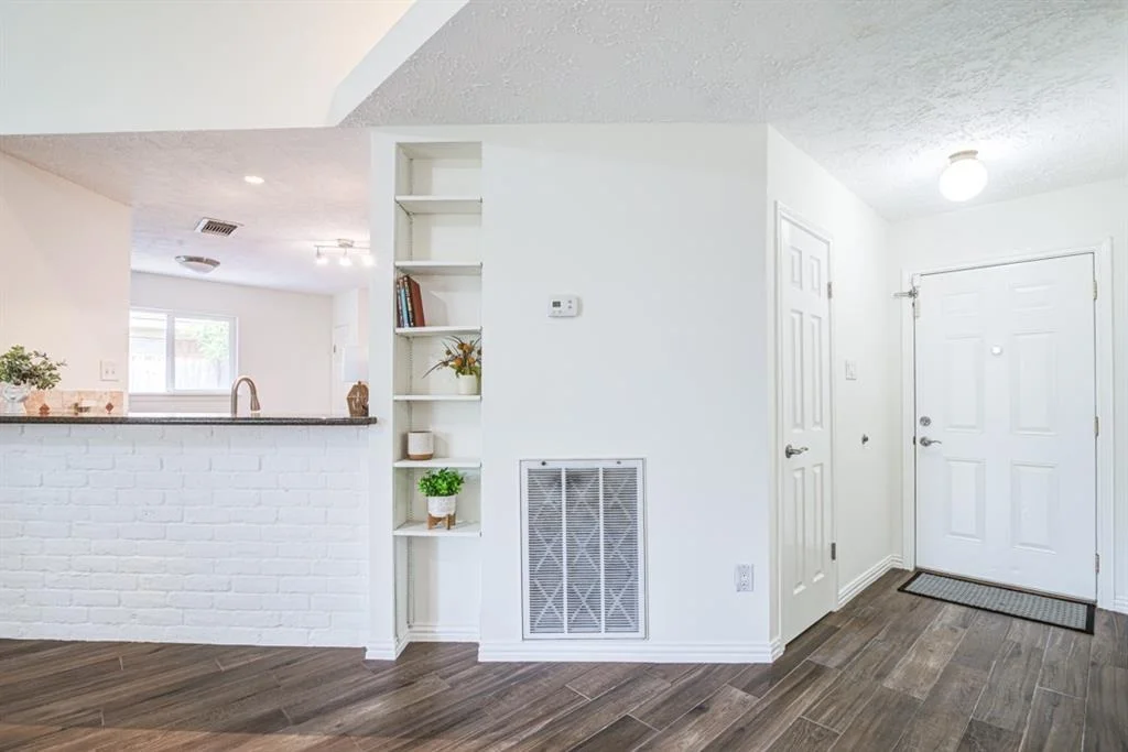Photo of 442 Reseda Drive