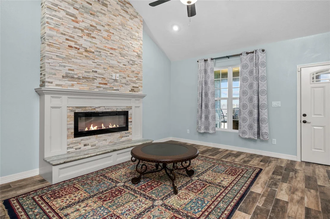 Photo of 600 Olde Oaks Circle