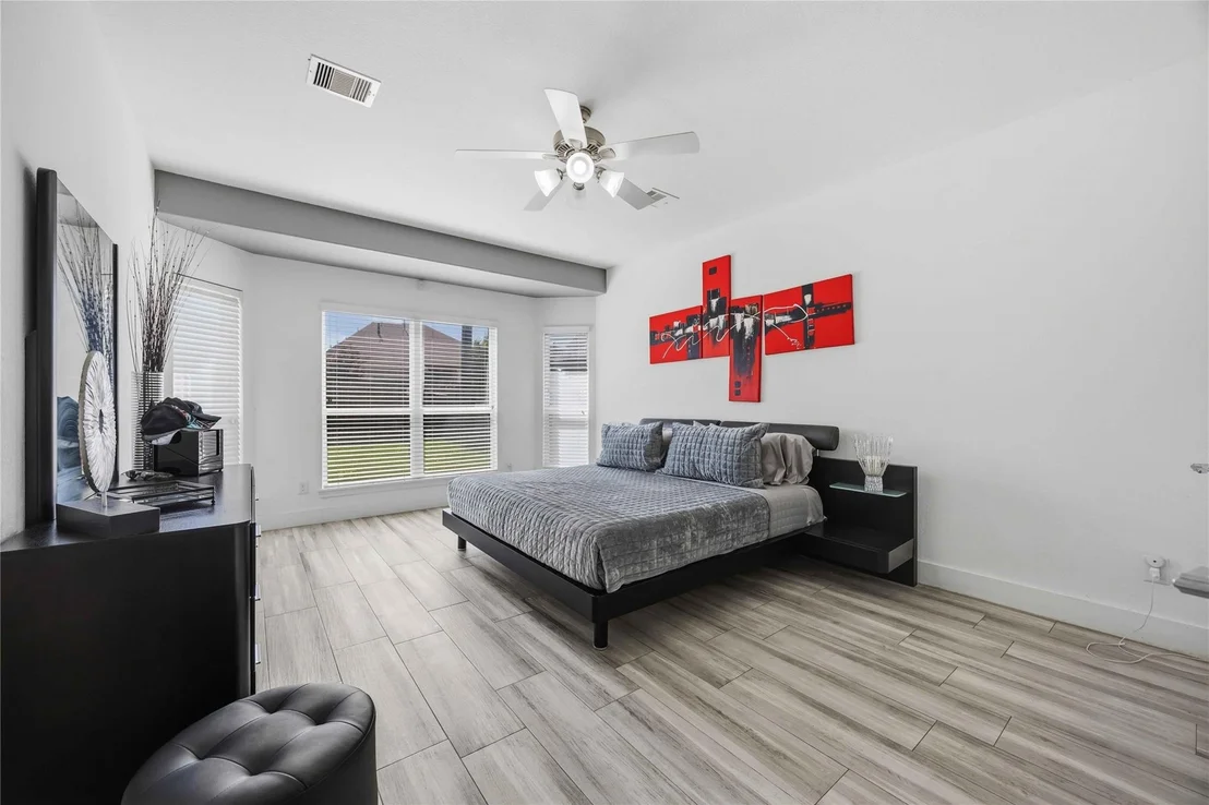 Photo of 2826 Walnut Crest Drive