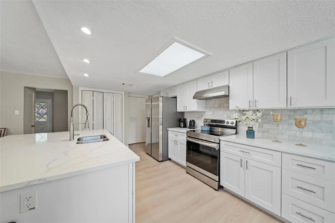 Photo of 26751 Willow Lane