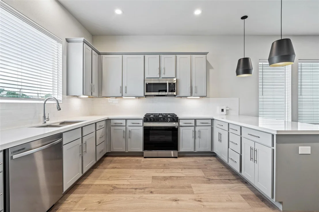 Photo of 10617 Cascade Ledge Lane