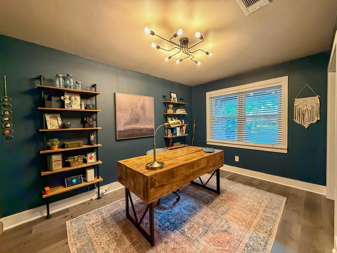 Photo of 704 Briargrove Drive