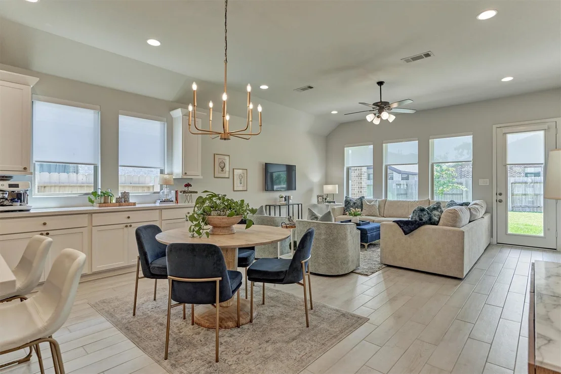 Photo of 636 Sand Branch Drive