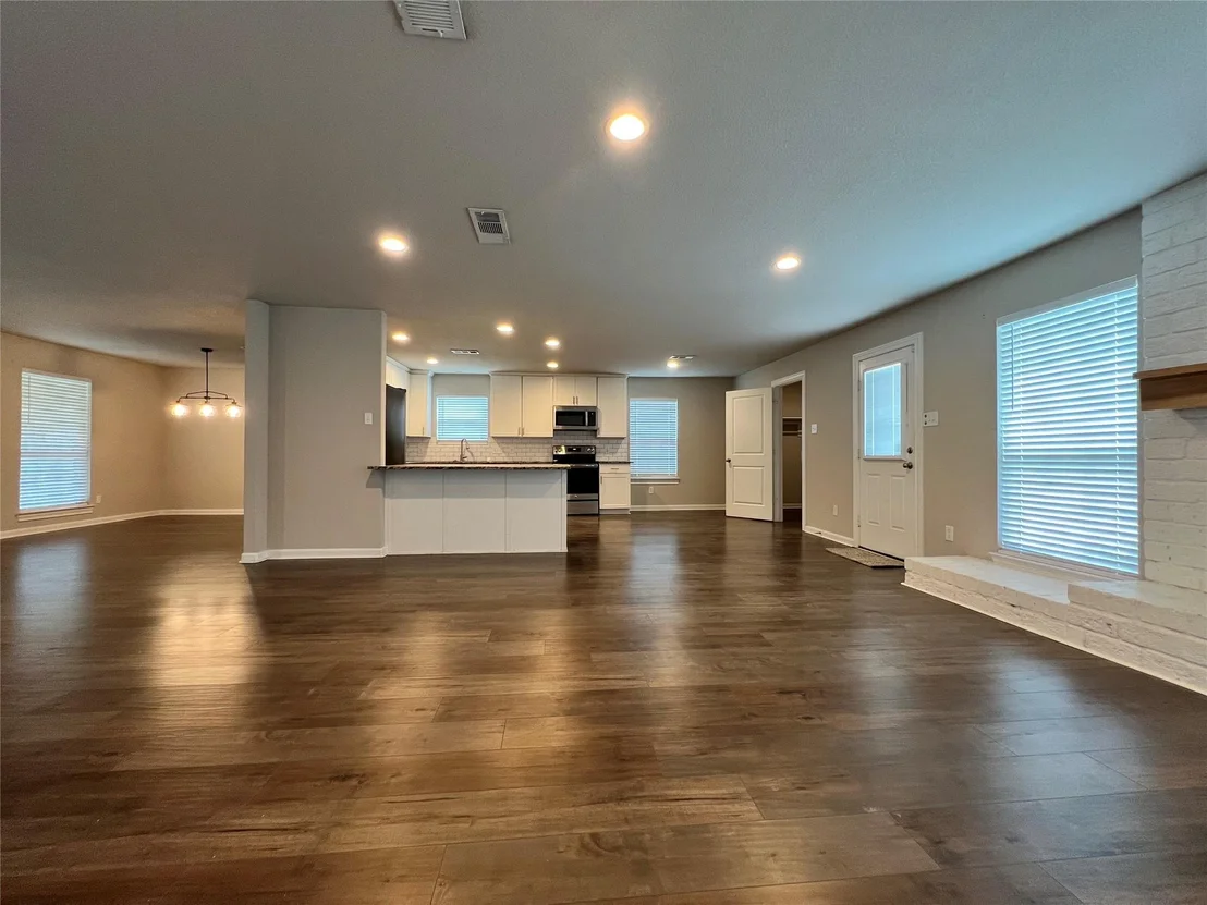 Photo of 203 Acorn Tree Court