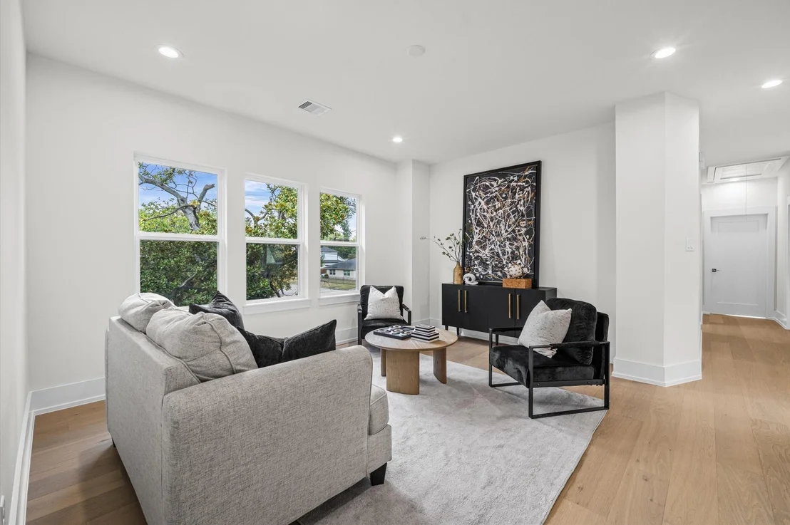 Photo of 804 Milwaukee Street