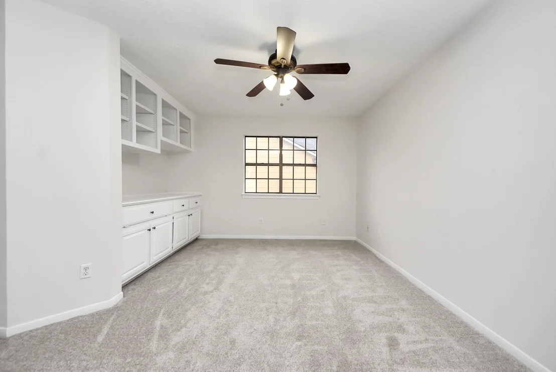 Photo of 903 Heathgate Drive