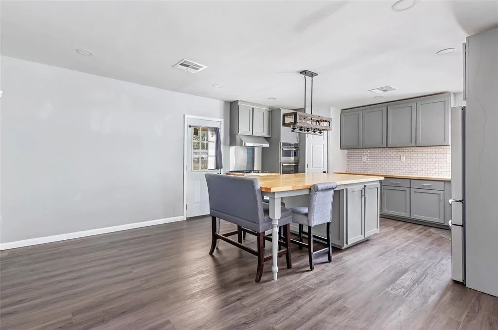 Photo of 19374 Forest Lane Circle