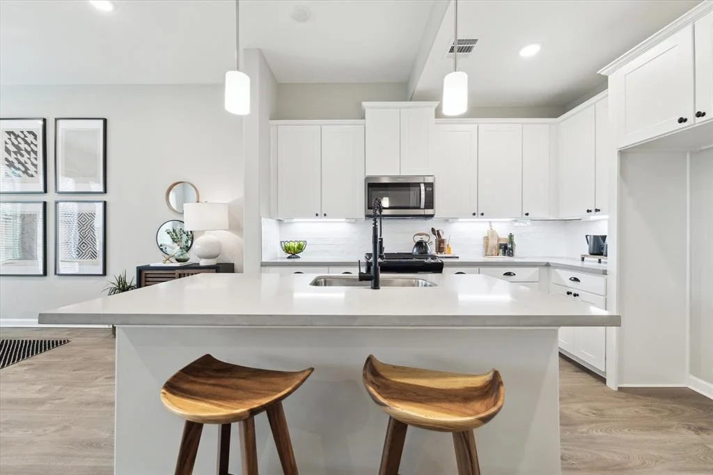 Photo of 6016 T C Jester Boulevard