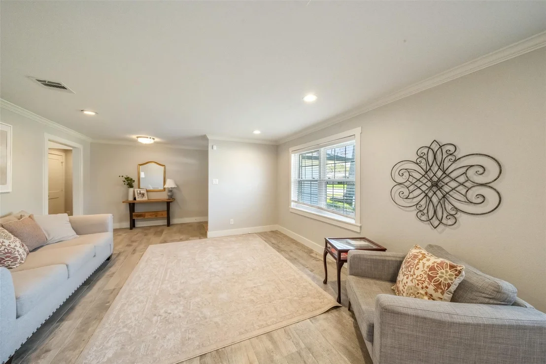 Photo of 8710 Burkhart Road