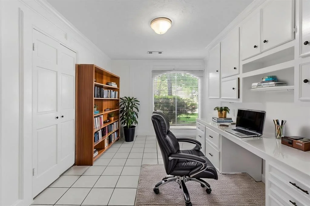 Photo of 18318 Mahogany Forest Drive