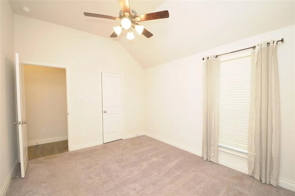 Photo of 23323 Darst Field Trail