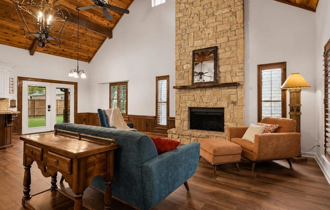 Photo of 312 Springwood Drive