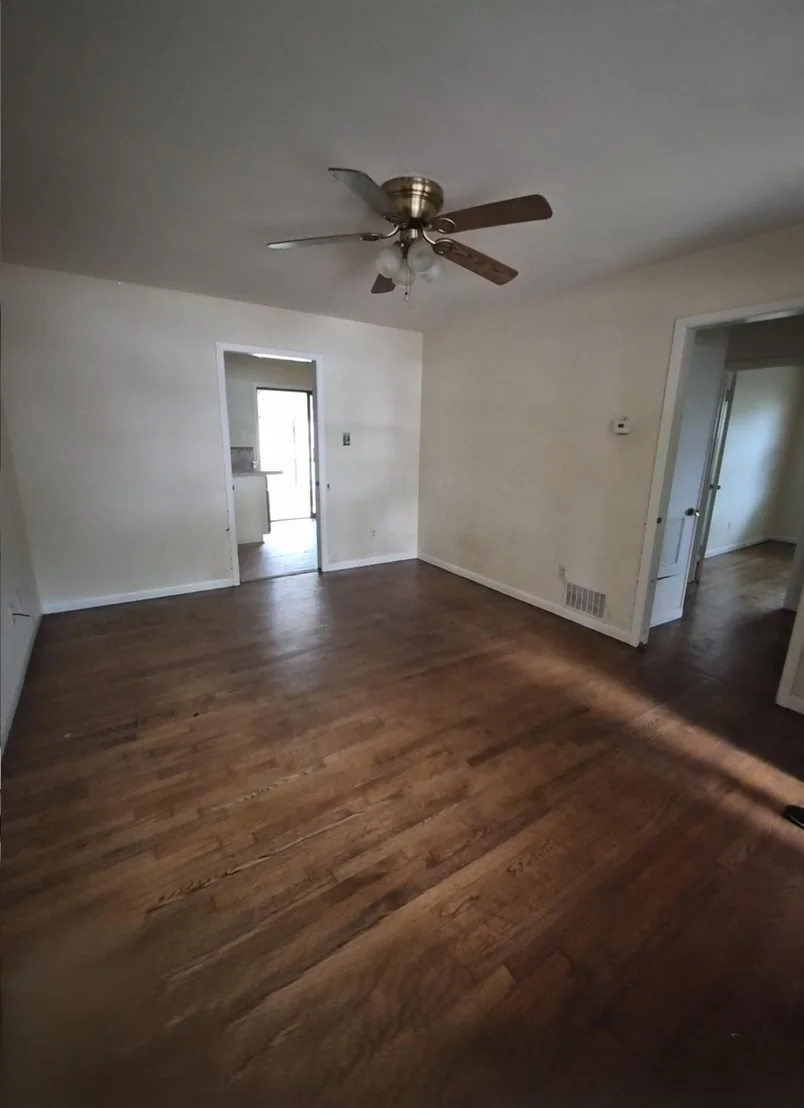 Photo of 313 Elm Street
