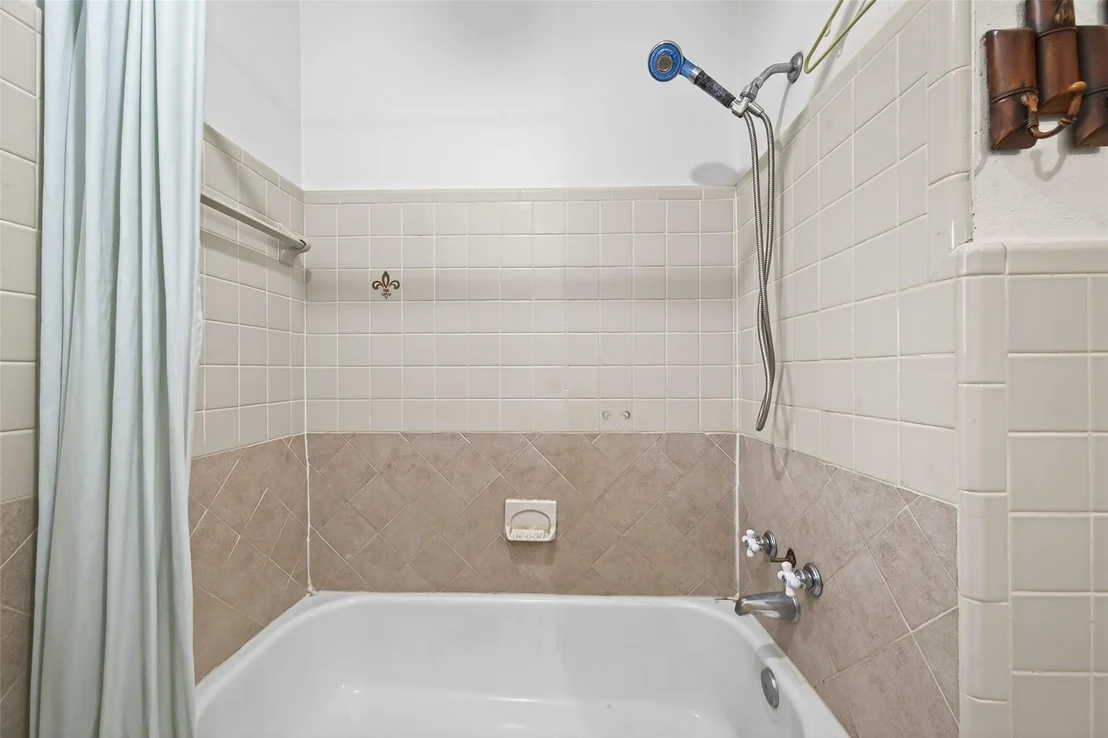 Photo of 8022 Stroud Dr
