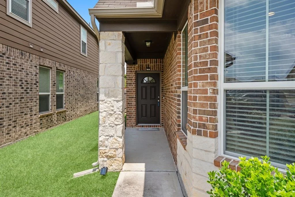 Photo of 10606 Chestnut Pathway
