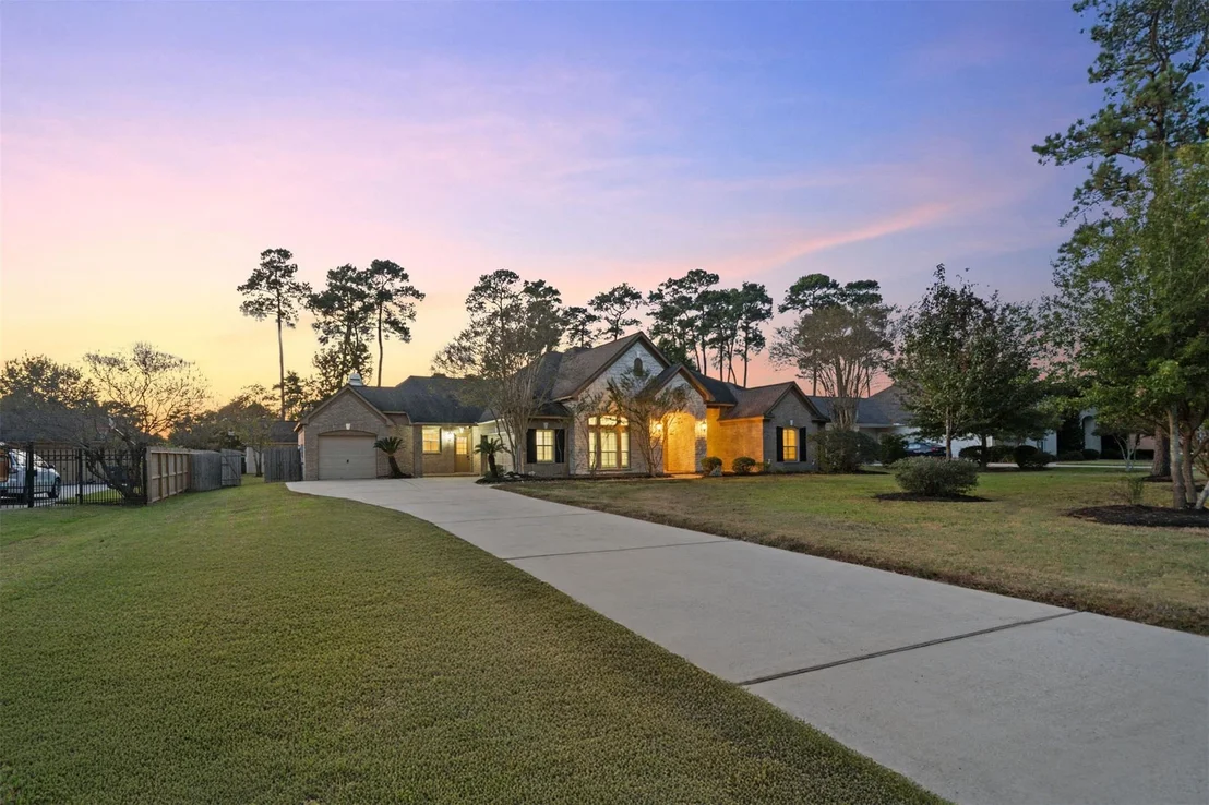 Photo of 14415 Spring Mountain Drive