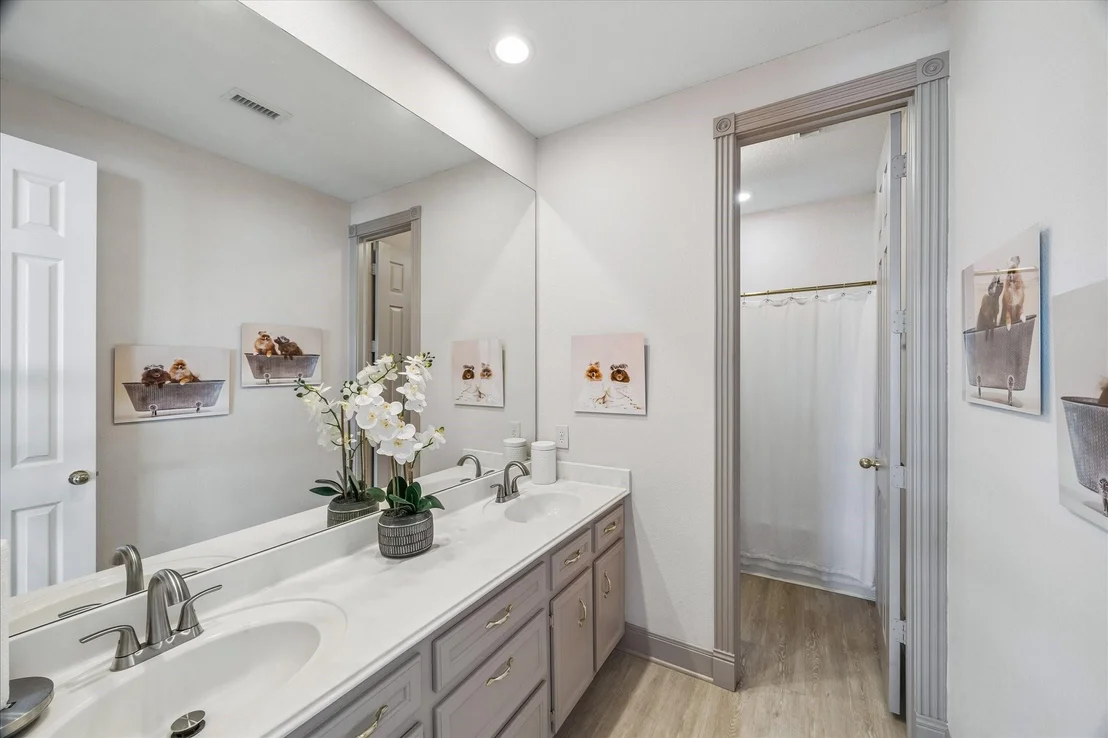 Photo of 426 Sunset Circle