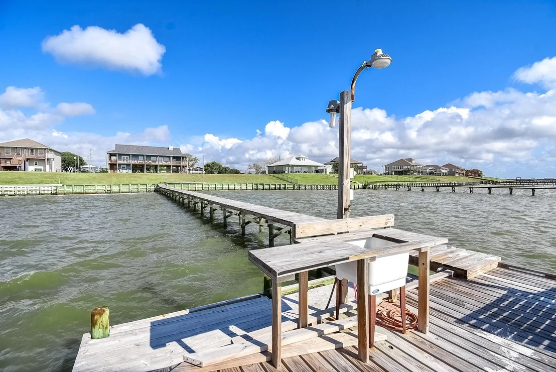 Photo of 1504 W Bayshore Drive