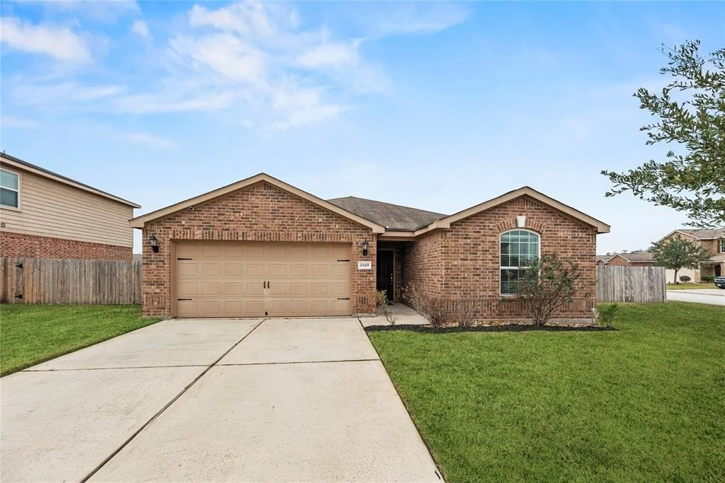 Photo of 20435 Flatiron Drive