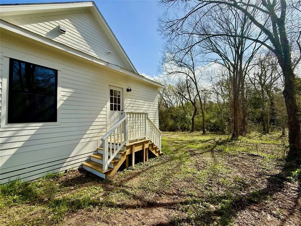Photo of 1309 Hidden Creek Lane