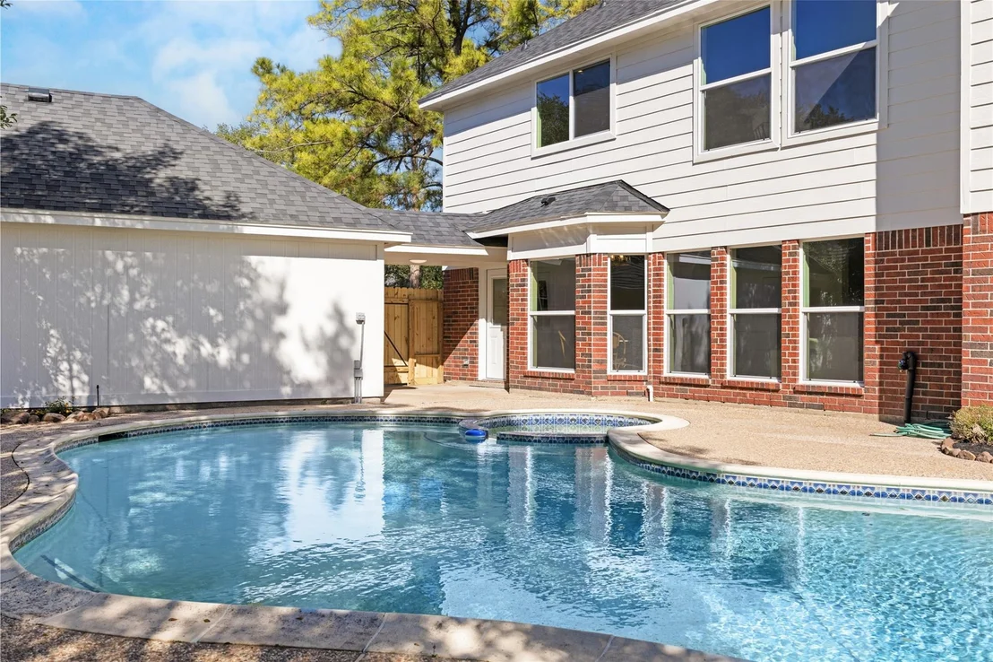 Photo of 1802 Field Briar Drive