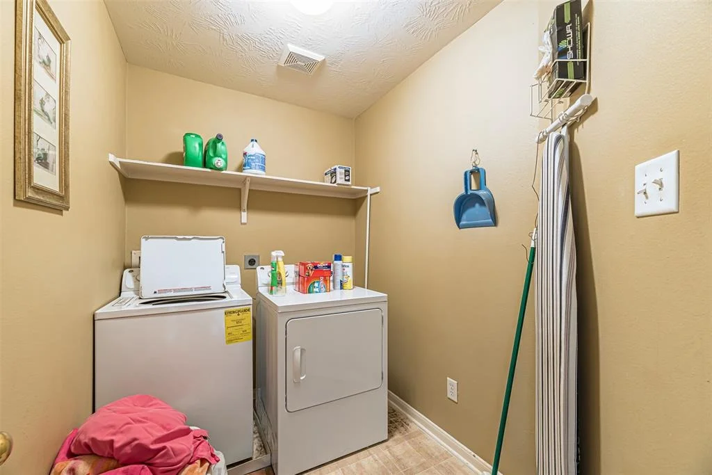 Photo of 11906 Canyon Valley Drive