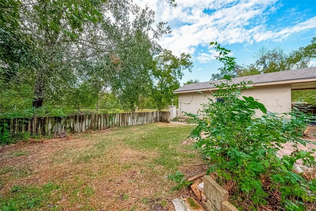 Photo of 1515 Avenue A