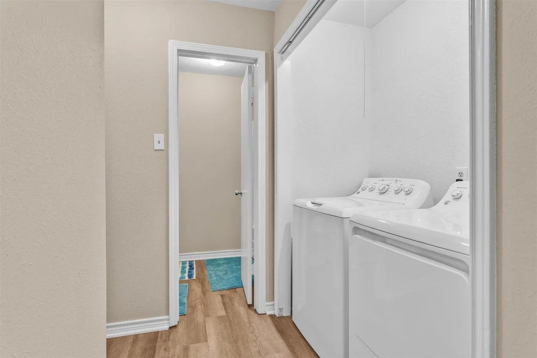 Photo of 13677 Hillcrest Manor Drive