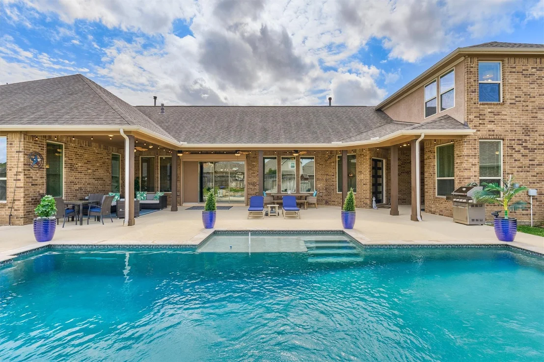 Photo of 7402 Bethpage Lane