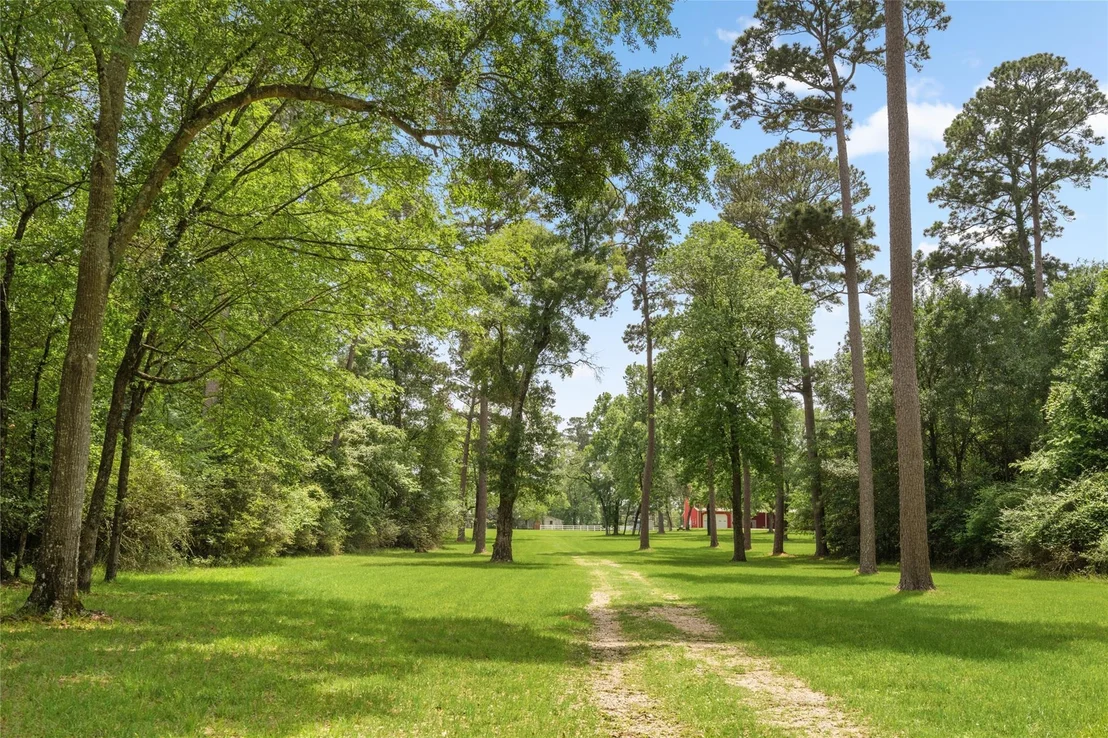 Photo of 15126 Walden Road
