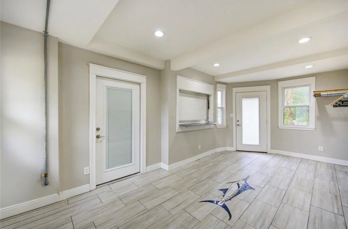 Photo of 303 Old Bayou Drive