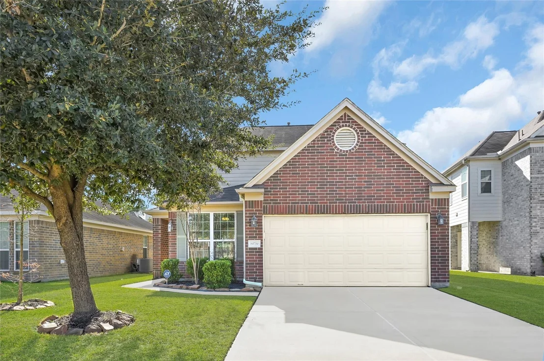 Photo of 19739 Atherton Bend Lane